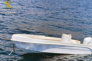 Imagen de archivo de una patera.