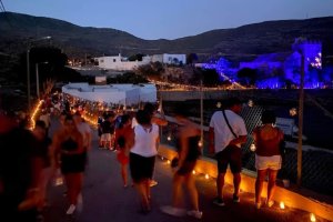 Vícar se llenará de velas, arte y magia por las Perseidas este jueves.