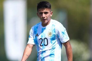 Thiago Almada es uno de los jugadores argentinos con más proyección.