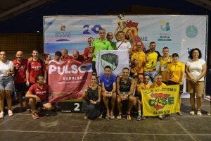 Los campeones en las distintas categorías.