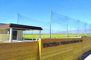 La Escuela de Golf de El Toyo no cerrará en esta feria.