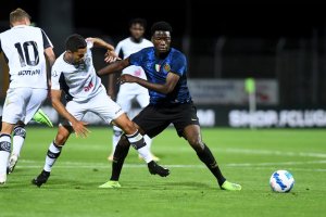 Lucien Agoumé tiene los días contados en el Inter de Milán.