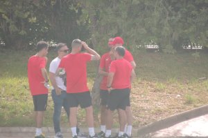 Joào Gonçalvez habla con Vicente Moreno sobre el nuevo Almería.