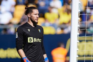 Conan Ledesma amplió su vinculación con el Cádiz hasta junio de 2026.