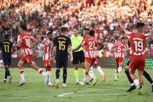 Sánchez Martínez tuvo una buena actuación pero se equivocó al dirigirse a un recogepelotas.