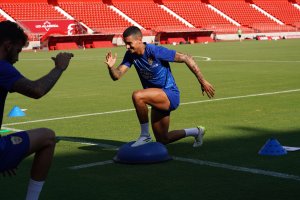 Chumi seguirá siendo titular en el choque de este sábado en el Nuevo Mirandilla.