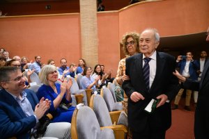 Joaquín Tapia, durante el reconocimiento de Ideal coincidiendo con la gala de los 50 años del diario regional en Almería.