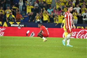 Akieme al final del Villarreal-Almería de la pasada temporada.