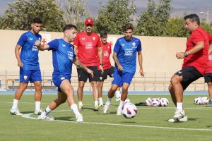 Vicente Moreno confía en sacar ya la primera victoria de la temporada.