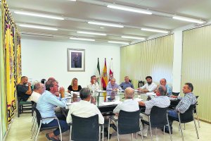 El jurado, deliberando.