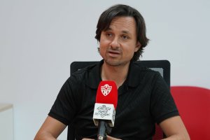 Ibán Andrés vive una nueva etapa en el Almería con la Academia.