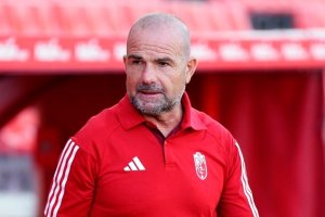 Paco López, entrenador del equipo nazarí.