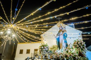 Imagen de archivo de las fiestas de la Virgen del Rosario en Roquetas.