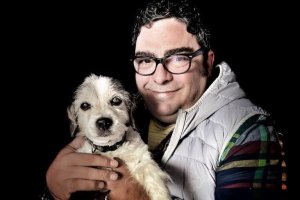 José Carlos Castaño con la perra Rita.