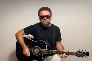 El cantautor almeriense Antonio Álvarez.