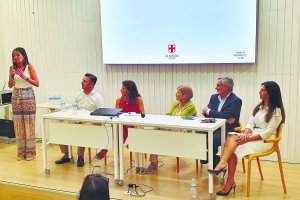 Aránzazu Martín y Ángel Escobar participaron en la mesa de debate.