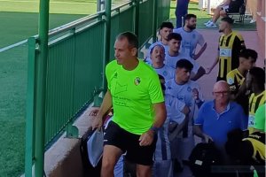 El equipo senior en su último partido frente al Huércal.
