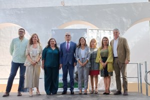 Foto de familia de las administraciones y FAISEM