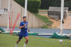 Robertone está listo para volver al once del Almería.