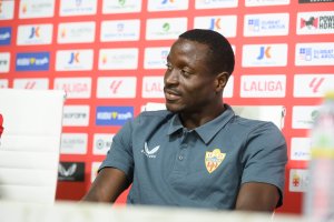 Lopy no pasa inadvertido en el colista de Primera,