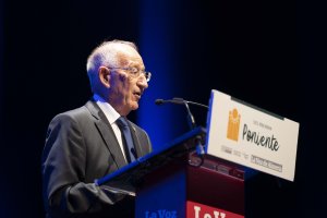 Gabriel Amat, alcalde de Roquetas de Mar, en su discurso previo al fin del acto.