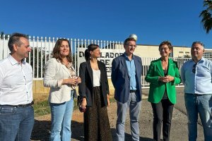 Los socialistas a las puertas de la desaladora de Almería