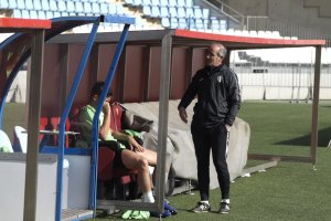 Javi Fernández como psicólogo del primer equipo en la temporada 2018-2019.