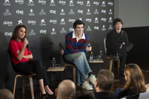 Ana Belén y Los Javis, en el acto de presentación.