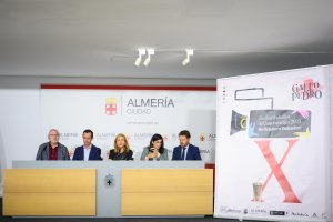 Los ediles durante la presentación del evento.