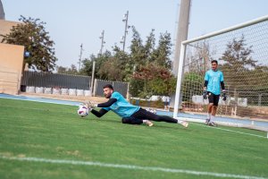 Mariño y Maximiano  entrenando y Fernando esperando su turno.