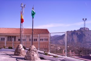 Colegio donde ejercía el docente apartado.