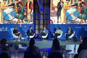 Ponencia sobre los efectos del cambio climático sobre el turismo.