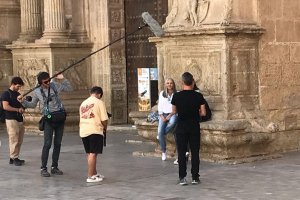 Imagen de la grabación de Caminos de Sefarad. Imagen de La Judería de Almería.