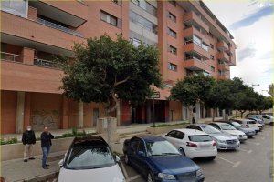 Calle Árbol de la seda, en la Vega, donde se ubica el pub.