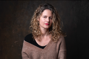 Autorretrato de Laura León.