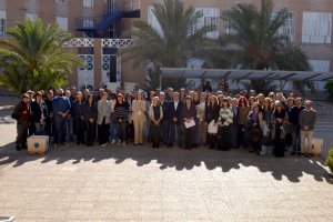 Lectura del manifiesto contra la violencia de género de la UAL.
