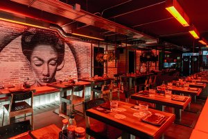 Interior de uno de los restaurantes del Grupo Sibuya.