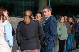 Miembros del PSOE en el Centro de Nueva Andalucía.