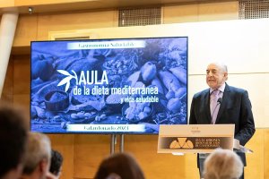 El doctor Alejandro Bonetti durante el acto de entrega de los galardones.