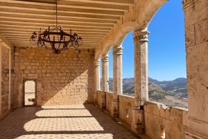 Interior del Castillo de Vélez-Blanco.