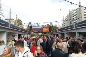 La décima edición de la Feria Sabores Almería llevada a cabo en la Plaza de las Velas.
