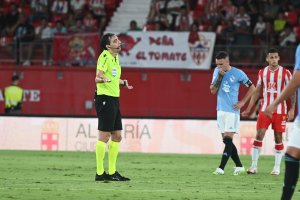 De Burgos Bengoechea en el Almería 2-3 Celta disputado en el Mediterráneo.