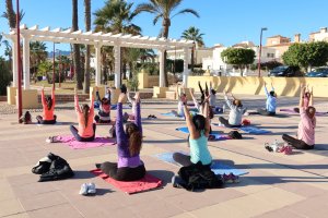 Clases de Yoga en Vera Playa.
