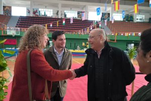 Encuentro con la embajadora de Lituania.