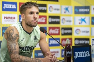 Kiko Femenía busca minutos, ya que en el Villarreal no está contando para Marcelino García.