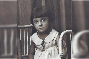 La historia de Ana Pomares, niña de La Desbandá, ha llegado hasta Australia.