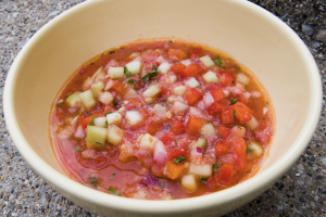 Pipirrana con pulpo.