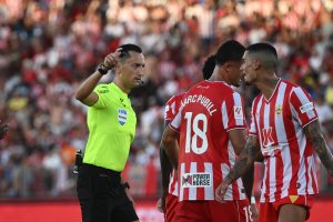 Sánchez Martínez en el Almería-Real Madrid de la segunda jornada de Liga.