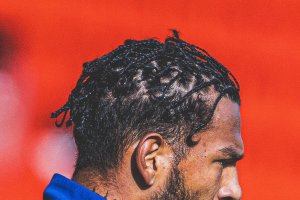 El delantero colombiano vuelve a la convocatoria del Almería 104 días después.