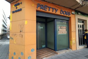 Un comercio dedicado a mascotas que cerró sus puertas.